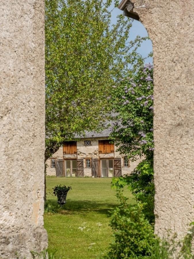 Liste Gard Hostel Ganthem Luaran gambar